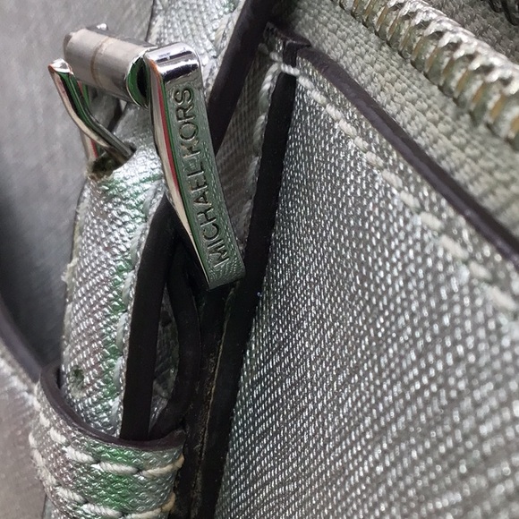 Michael Kors Silver Shoulder Tote Bag - Picture 5 of 16